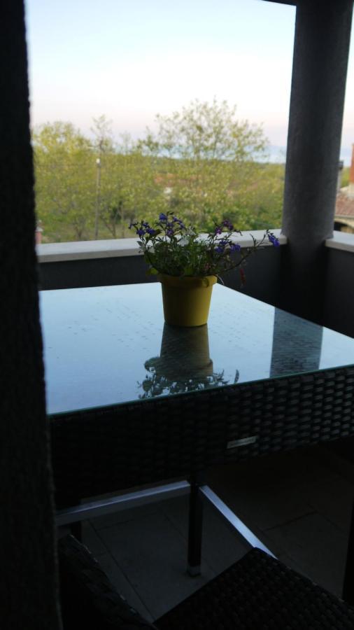 Appartamento Sunrise Penthouse Apartman Ližnjan Esterno foto